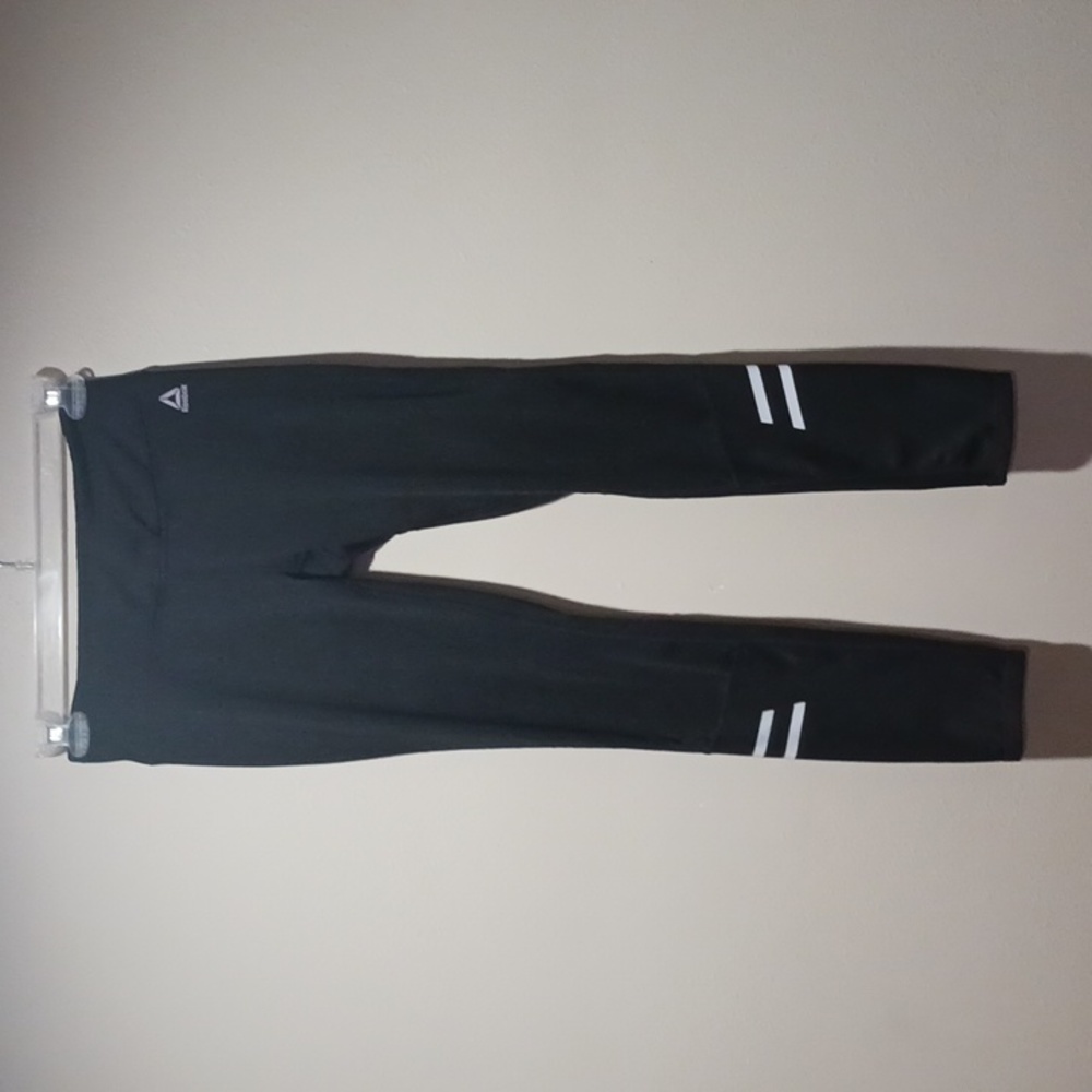 Final $6 Reebok "One Pocket (inner) 1/2 Neon Stripe Leggins Sz. SP Black